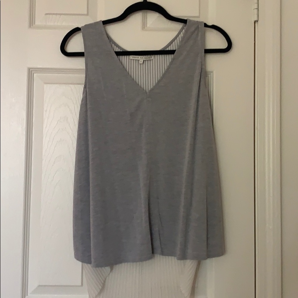Cute open back grey tank top